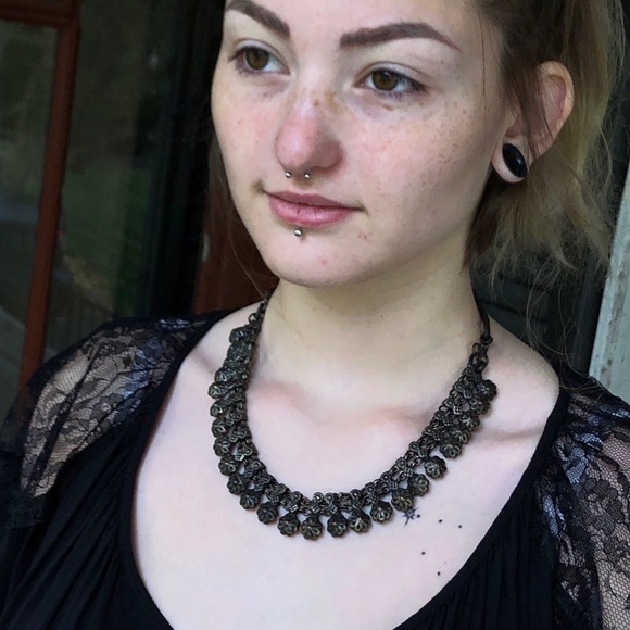 Dark Metal Copper Tone Boho Flower Necklace - Picture 4 of 5